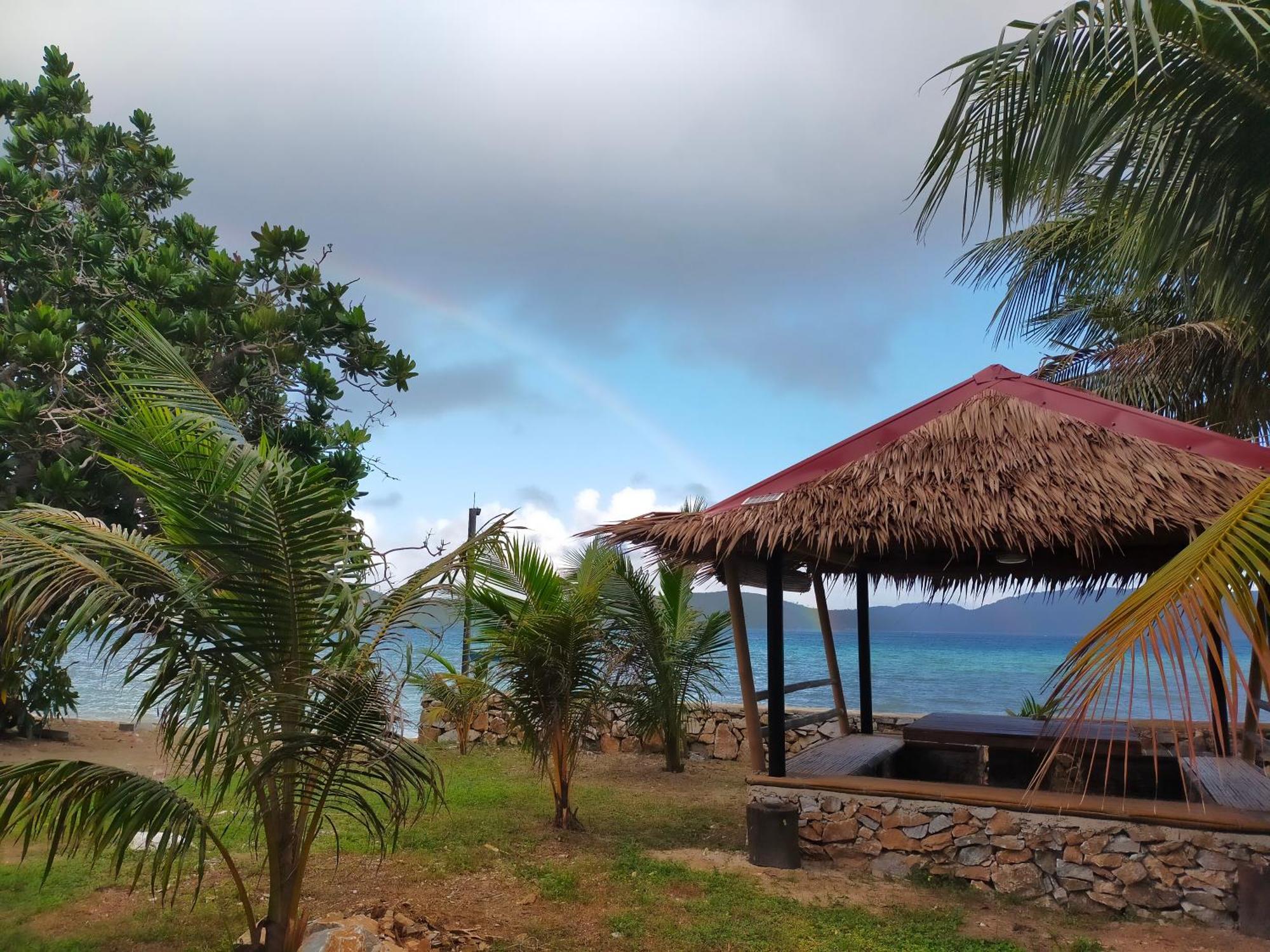 Sea U Inn Romblon Exterior photo